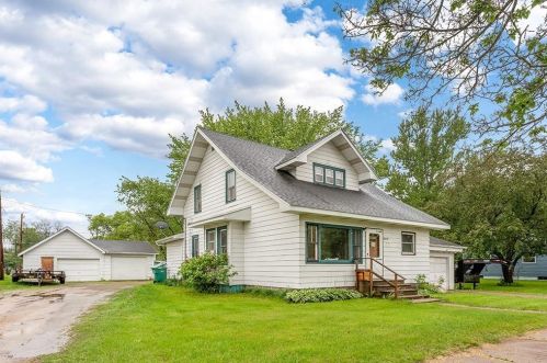 13113 7th St, Osseo, WI 54758-8718