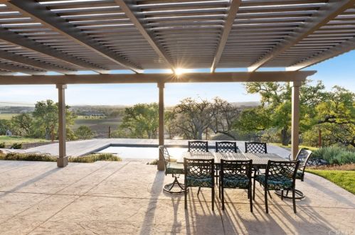 1110 Burnt Rock Way, Templeton, CA 93465-8375