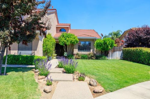 4022 St Joseph Pl, Turlock, CA 95382-8500