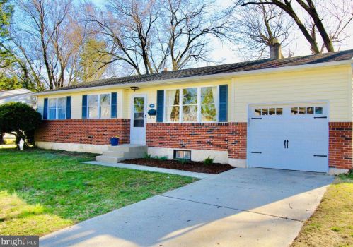 388 Nimitz Rd, Dover, DE 19901-6637