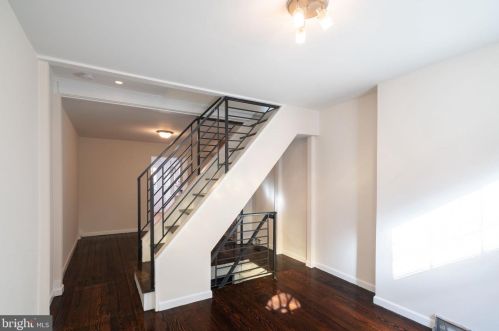 347 Gerritt St, Philadelphia PA  19147-5905 exterior