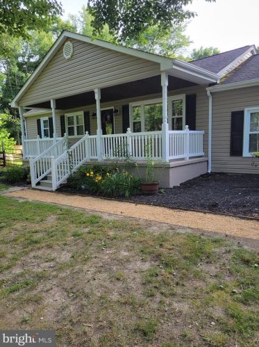 7908 Flippo Dr, Fredericksburg, VA 22408-0428