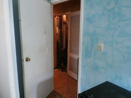 30 Paige Dr, Coventry RI 02816-8931 exterior