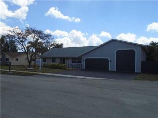 6830 43rd St, Hollywood, FL