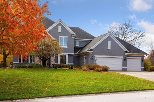 3544 Crestmoor Dr, Saint Paul, MN 55125-5028