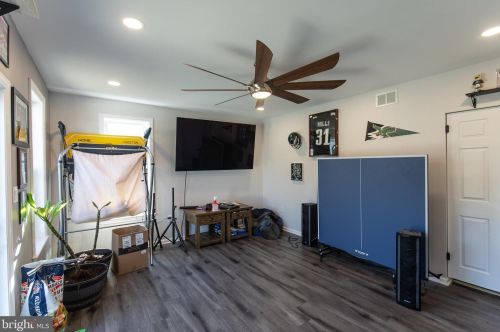 25 Goldy Dr, Gloucester NJ  08030-1318 exterior