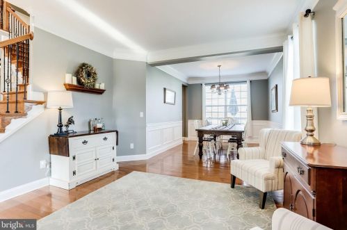 13495 Eagles Rest Dr, Leesburg VA 20176-5035 exterior