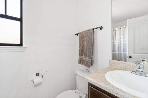 4951 Makenna Cir, Milton FL  32571-1175 exterior