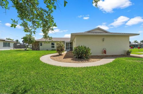 2929 11th Ave, Cape Coral, FL 33904-3906