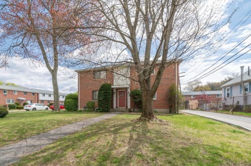 1 Bishop Dr, Framingham, MA 01702-6539