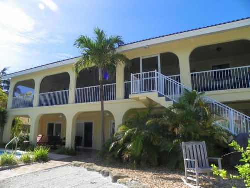 212 Bruce Ct, Marathon, FL 33050-2952