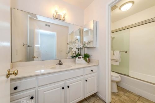 22905 Van Deene Ave, Torrance CA  90502-2543 exterior