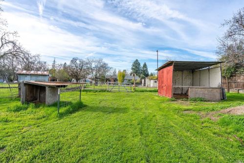 6530 Old Redwood Hwy, Santa Rosa CA  95403-1480 exterior