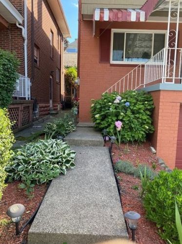 958 Greenfield Ave, Pittsburgh, PA 15217-2666