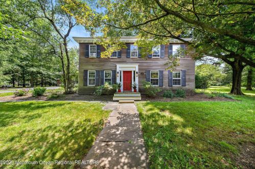 904 Sycamore Ave, Tinton Falls NJ 07724-3132 exterior