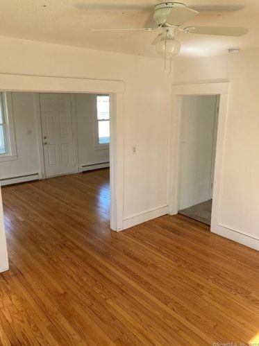 4 Pleasant St, Killingly CT  06241-1605 exterior