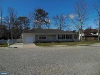10 Emily Dr, Millville, NJ 08332-5136