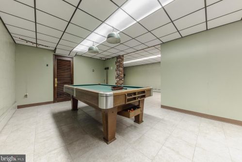 520 Lakeview Dr, Auburn NJ  08085-1248 exterior