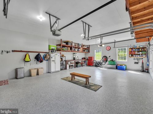 23 Grey Hawk Dr, Molino PA  17961-9172 exterior
