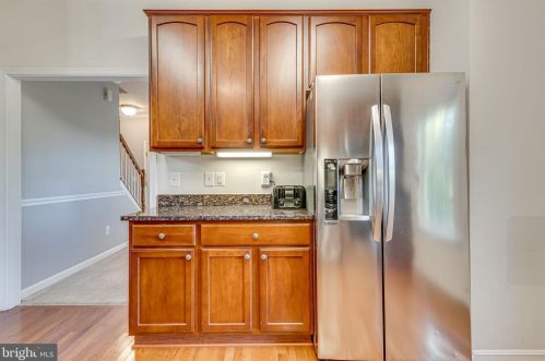 2998 Chinkapin Oak Ln, Woodbridge VA  22191-7514 exterior