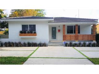 520 40th St, Miami, FL 33127-2939
