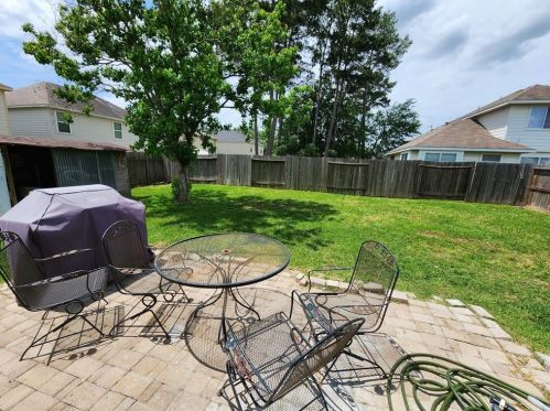 16794 Bob White Dr, Conroe TX  77385-3766 exterior