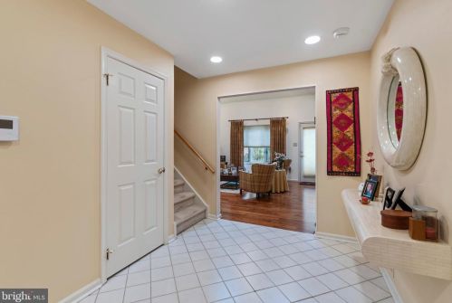 414 Linden Dr, Melrose Park, PA 19027-1343