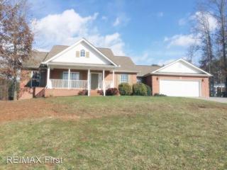 1306 Tomahawk Dr, Maryville TN  37803-0800 exterior