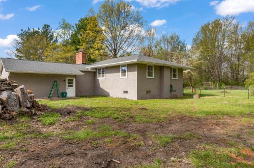6762 Johnstown Utica Rd, Johnstown OH  43031-9407 exterior