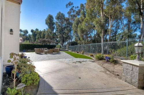 1351 Cassins St, Carlsbad CA  92011-4857 exterior