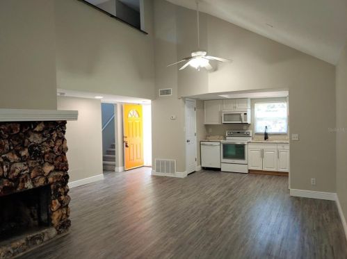 1161 Dot Dr, Altamonte Springs FL  32714-2730 exterior