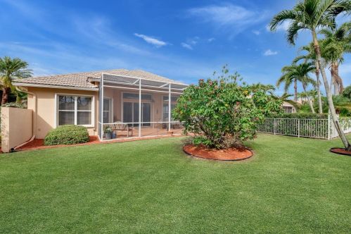 7110 Veneto Dr, Boynton Beach FL  33437-3741 exterior