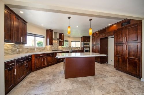 24687 Anderson Way, Loma Linda CA  92354-3451 exterior