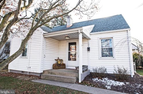 106 Noble Ave, Shoemakersville, PA 19555-1534