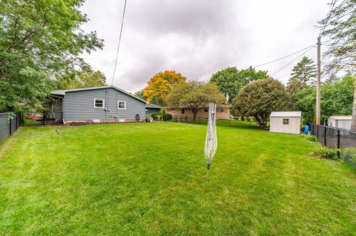 1610 6th Ave, Oshkosh WI  54902-5506 exterior