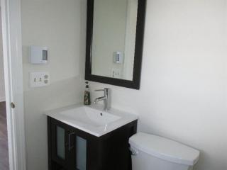 53 Highview Dr, Sandwich MA  02563-2313 exterior