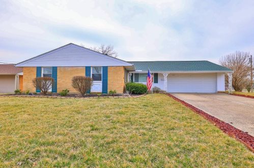 5475 Cleander Dr, Cincinnati, OH 45238-4252