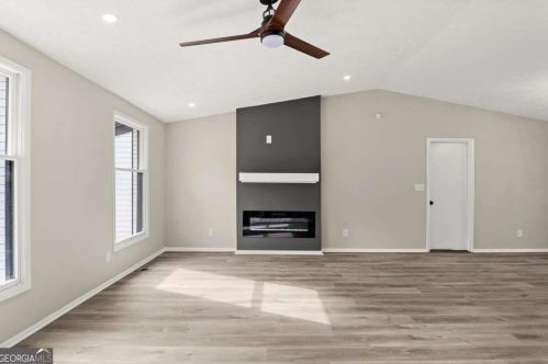 4992 Stone Trce, Stone Mountain GA  30083-6008 exterior