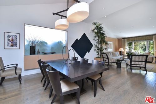 5037 Gaviota Ave, Van Nuys CA  91436-1427 exterior