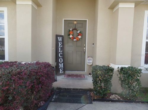 122 Majestic Gardens Ct, Winter Haven, FL 33880-5725