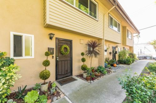 5931 Howell Dr, La Mesa, CA 91942-3825