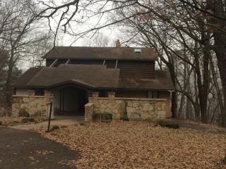 1416 Hilltop Rdg, Hudson WI  54082-2013 exterior