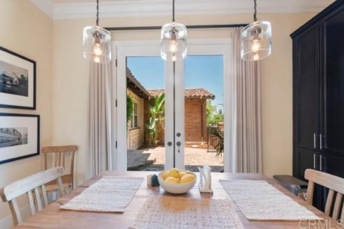 8049 Run Of The Knolls Ct, San Diego CA 92127 exterior