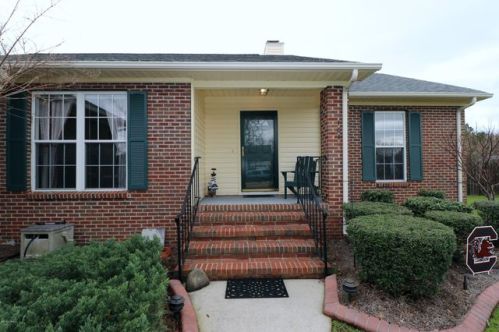 104 Hudson Ln, Jacksonville, NC 28540-4077