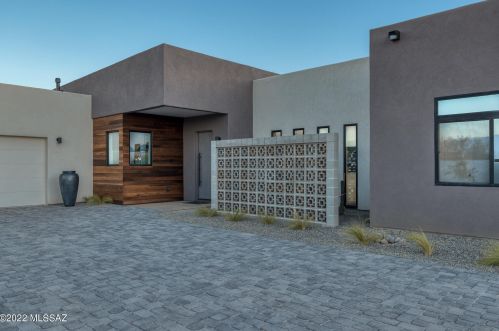 273 Rudasill Rd, Tucson, AZ 85704-6024