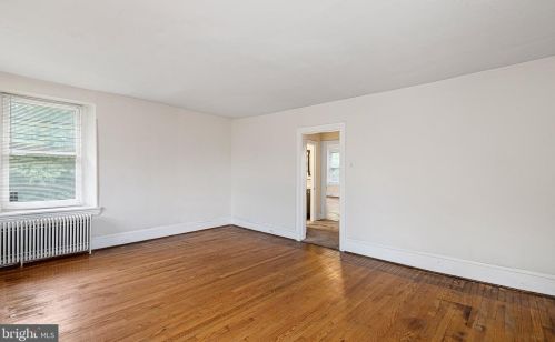 1013 Talcon Dr, Wilmington DE  19804-1242 exterior