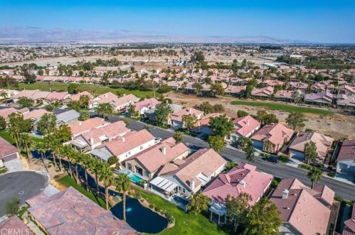 49527 Wayne St, Indio CA  92201-9752 exterior