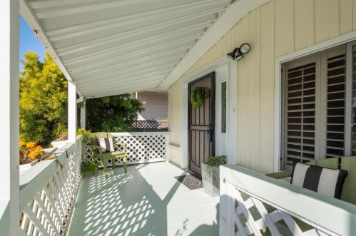 8 Sunset Ter, Princeton By The Sea, CA 94019-2310