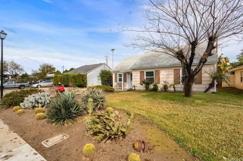 6600 De Anza Ave, Riverside, CA 92506-3002