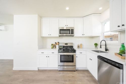 25597 Pacific St, San Bernardino CA  92404-6448 exterior